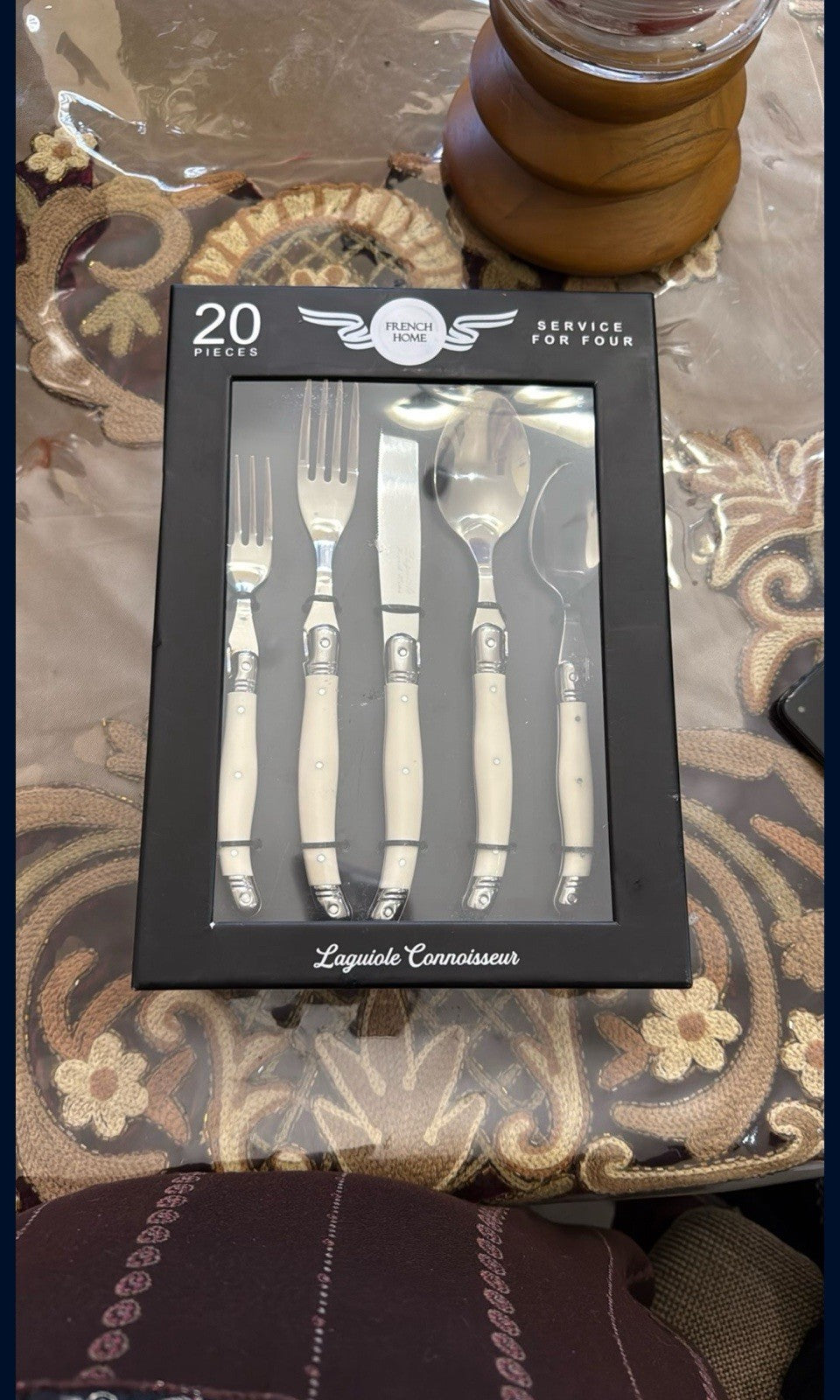 Laguiole French Home 20 Piece Flatware Set, Ivory, 18/10 Stainless Steel