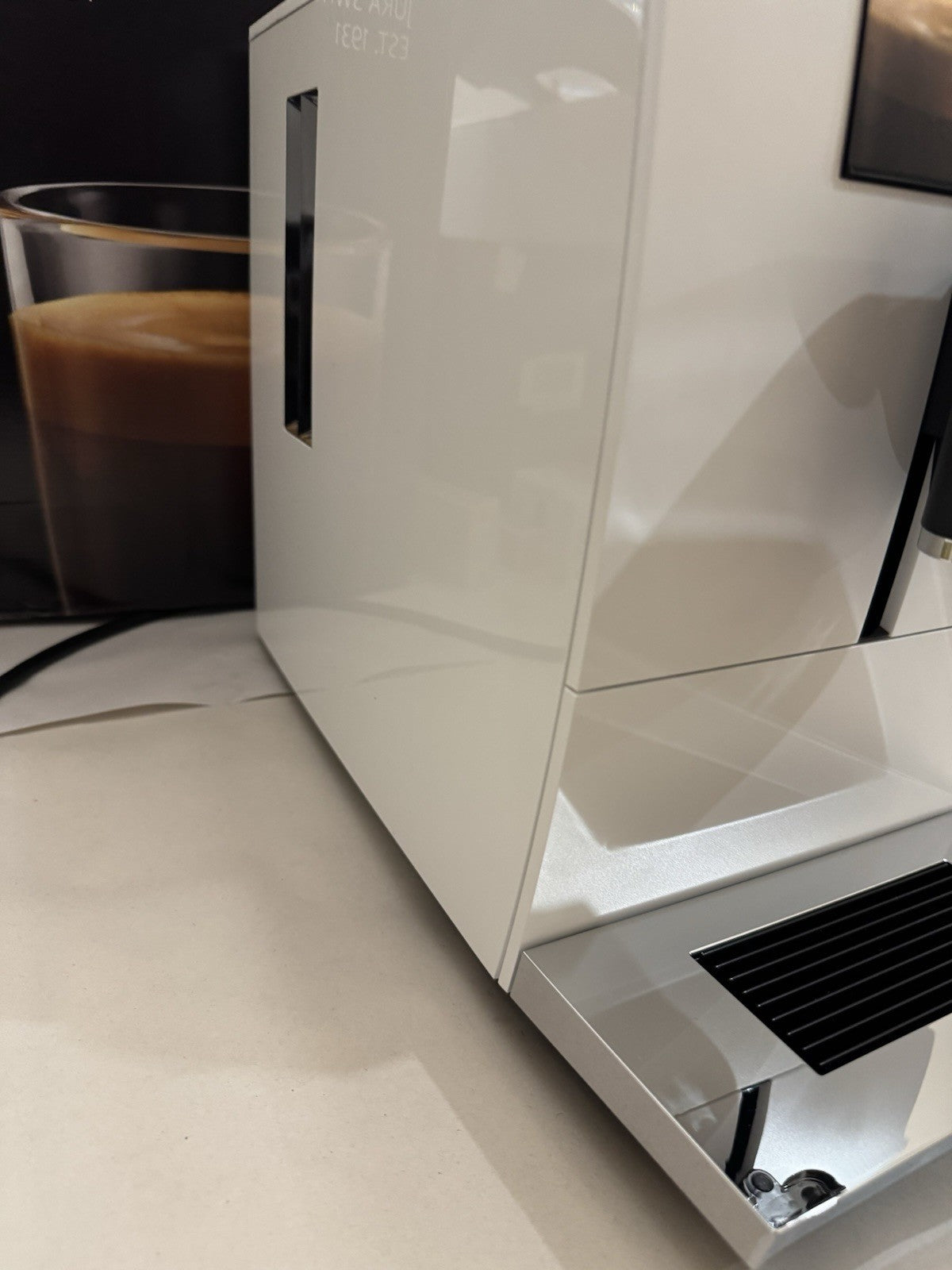 Jura ENA 8 Automatic Coffee Machine with 3D Brewing Technology Nordic White