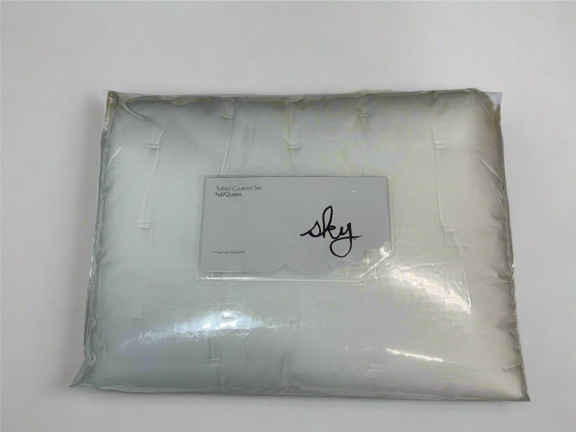 Sky Queen Coverlet Set White